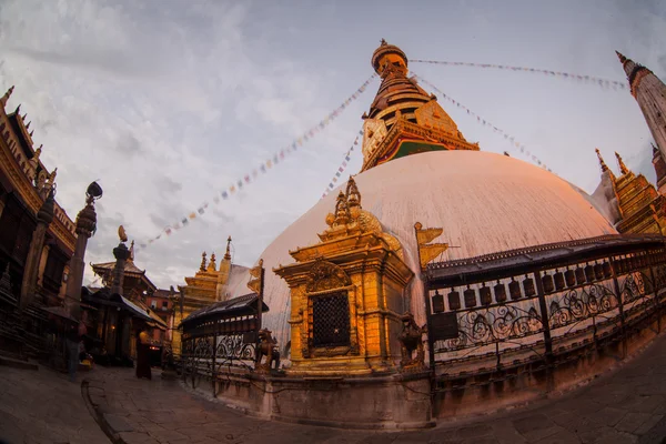 Swayambhunath görünümünü geceleri — Stok fotoğraf