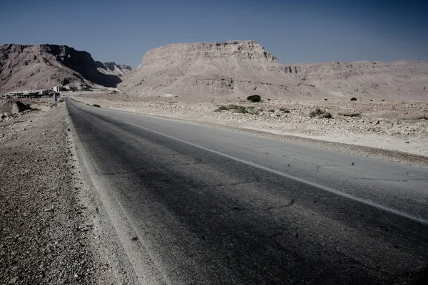 Strada nelle colline di sabbia di Israele — Foto Stock