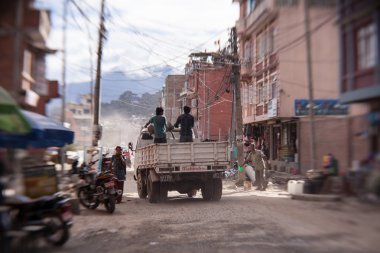 Merkezi Katmandu trafik sıkışıklığı ve hava kirliliği