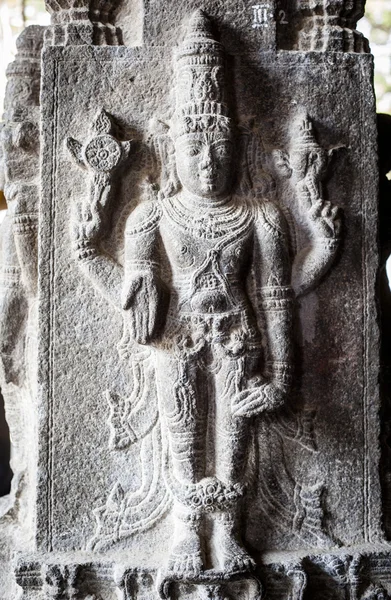 Antike Steinschnitzereien im Varadaraja-Tempel — Stockfoto