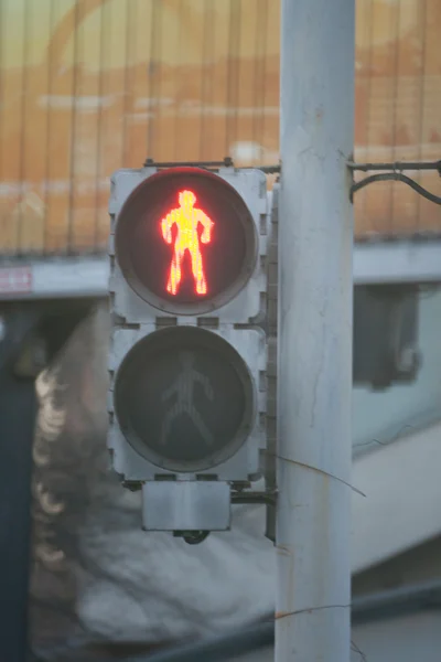 红色交通灯，为行人 — 图库照片
