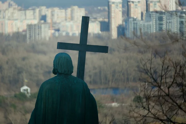 Vladimir monument en industriële kiev, Oekraïne — Stockfoto