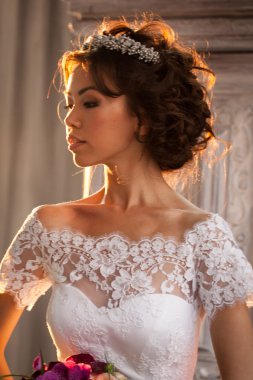 Genç gelin gelinlik 