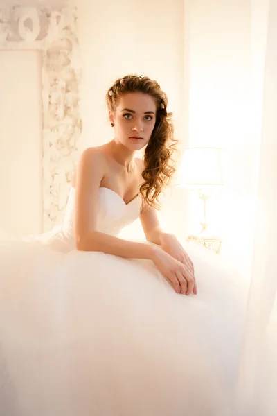 Portrait of the beautiful bride — Stock Photo, Image