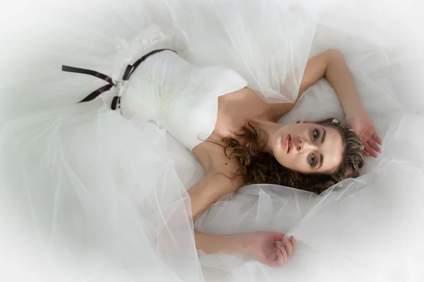 Portrait of the beautiful bride — Stock Photo, Image