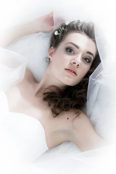 Portrait of the beautiful bride — Stock Photo, Image