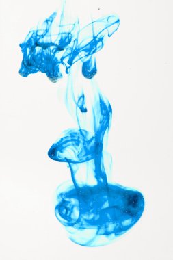 mavi ve mor sıvı su soyut formları yapma 