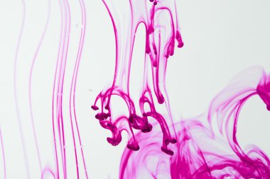 mavi ve mor sıvı su soyut formları yapma 