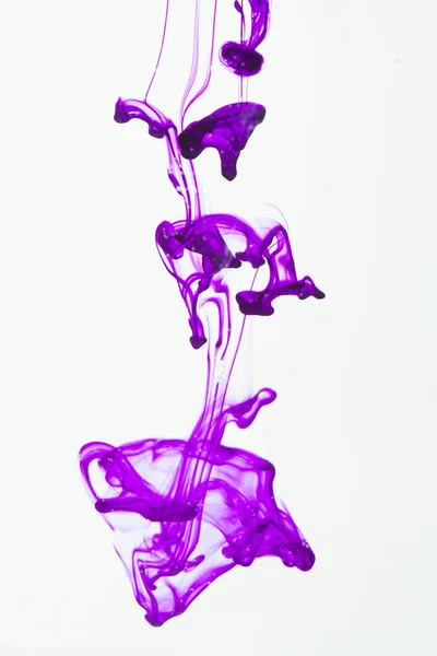 Violet ink in water — Stock Photo, Image