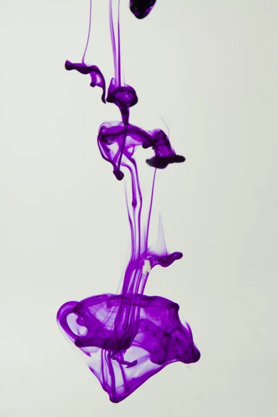 Violet ink in water — Stock Photo, Image