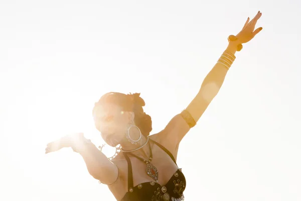 Girl dancing ethnic dances — Stock Photo, Image