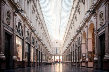 Saint-Hubert Kraliyet Galerileri