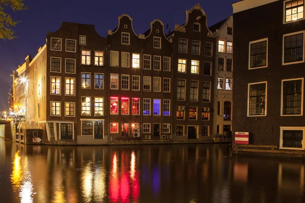 Gece Amsterdam sokak — Stok fotoğraf