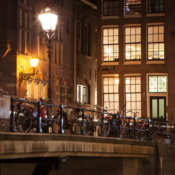 Amsterdam Street en la noche — Foto de Stock