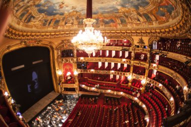 La Monnaie Opera Belçika oditoryum içinde