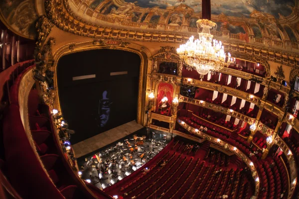 In het auditorium van het La Monnaie Opera van België — Stockfoto