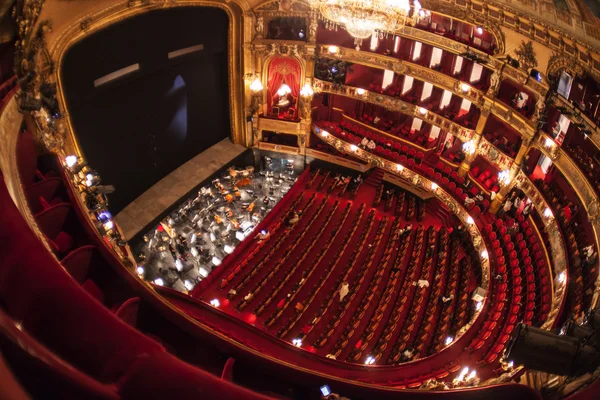 In het auditorium van het La Monnaie Opera van België — Stockfoto