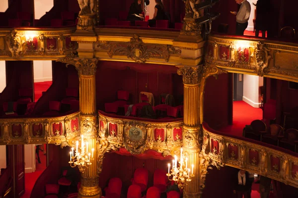 Στο εσωτερικό η αίθουσα της όπερας La Monnaie του Βελγίου — Φωτογραφία Αρχείου