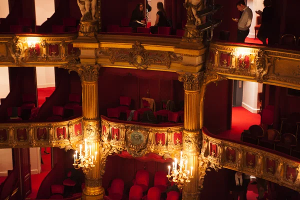 A l'intérieur de l'auditorium de l'Opéra de la Monnaie de Belgique — Photo