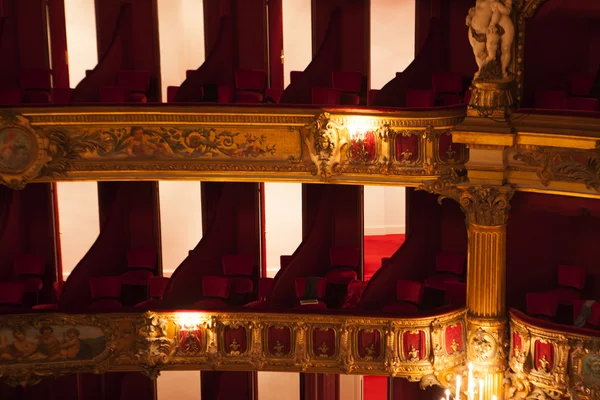 La Monnaie Opera Belçika oditoryum içinde