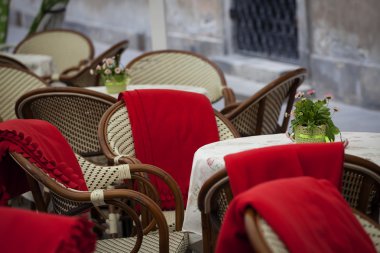 Sokak lambası ve evler eski şehir Varşova, Polonya.