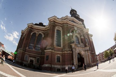 St michael's Kilisesi - Hamburg'un büyük simge