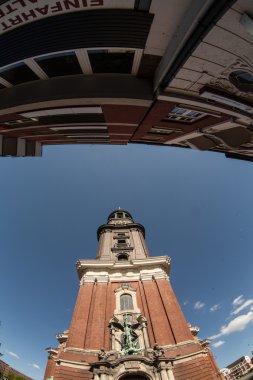 St michael's Kilisesi - Hamburg'un büyük simge