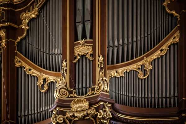 L'orgue dans l'église St. Michaelis à Hambourg, Allemagne . — Photo