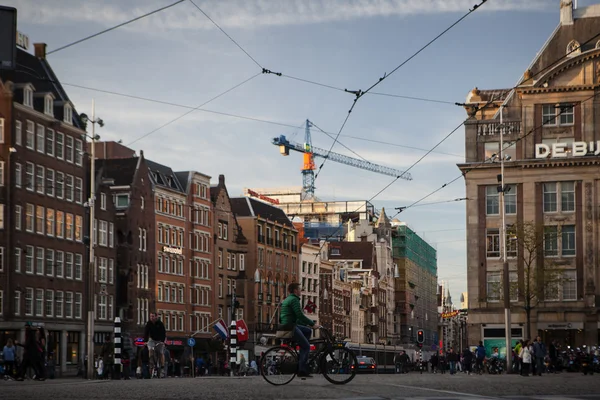 Tramwaje w centrum Amsterdamu — Zdjęcie stockowe