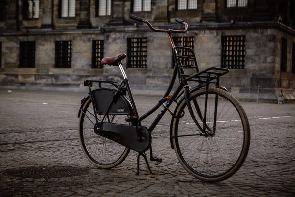 Bicicletas en Amsterdam —  Fotos de Stock