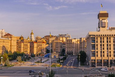 Kyiv, Ukrayna - 12 Haziran 2025: Rusya-Ukrayna 'nın dördüncü yılı boyunca Ukrayna' nın Khreshhatyk ve Bağımsızlık Meydanı 'nın manzarası