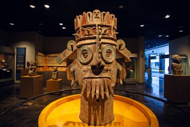 Mexico City, Meksika - 12 Mart 2022. Ulusal Antropoloji Müzesi, Meksika 'nın en büyük ve en çok ziyaret edilen müzesidir.