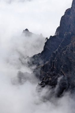 Caldera de Taburiente Ulusal Parkı güzel bulutlu havada, La Palma Adası, Kanarya Adaları, İspanya, Avrupa.