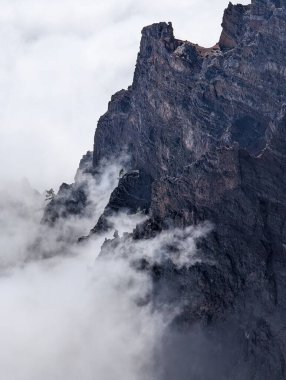 Caldera de Taburiente Ulusal Parkı güzel bulutlu havada, La Palma Adası, Kanarya Adaları, İspanya, Avrupa.