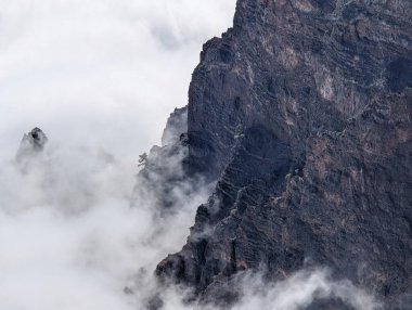 Caldera de Taburiente Ulusal Parkı güzel bulutlu havada, La Palma Adası, Kanarya Adaları, İspanya, Avrupa.