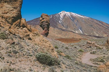 Teide Ulusal Parkı, Tenerife, Kanarya Adaları, İspanya 'da güzel volkanik kayalar ve çöl