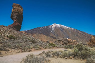 Teide Ulusal Parkı, Tenerife, Kanarya Adaları, İspanya 'da güzel volkanik kayalar ve çöl