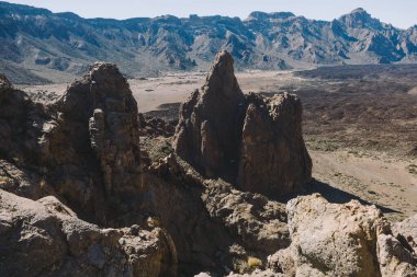 Teide Ulusal Parkı, Tenerife, Kanarya Adaları, İspanya 'da güzel volkanik kayalar ve çöl