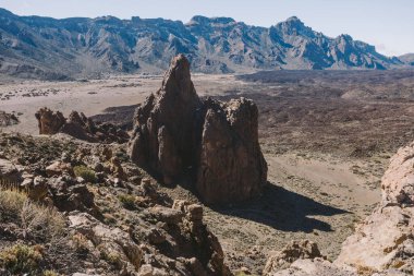 Teide Ulusal Parkı, Tenerife, Kanarya Adaları, İspanya 'da güzel volkanik kayalar ve çöl