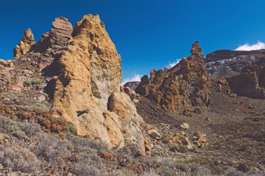 Teide Ulusal Parkı, Tenerife, Kanarya Adaları, İspanya 'da güzel volkanik kayalar ve çöl
