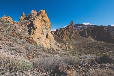 Teide Ulusal Parkı, Tenerife, Kanarya Adaları, İspanya 'da güzel volkanik kayalar ve çöl