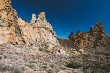 Teide Ulusal Parkı, Tenerife, Kanarya Adaları, İspanya 'da güzel volkanik kayalar ve çöl