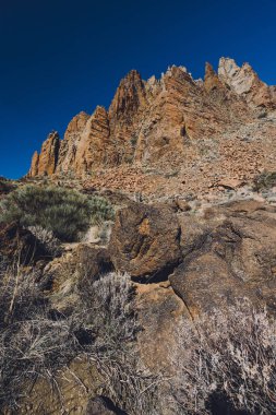 Teide Ulusal Parkı, Tenerife, Kanarya Adaları, İspanya 'da güzel volkanik kayalar ve çöl