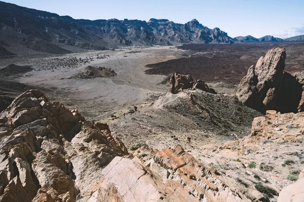 Teide Ulusal Parkı, Tenerife, Kanarya Adaları, İspanya 'da güzel volkanik kayalar ve çöl