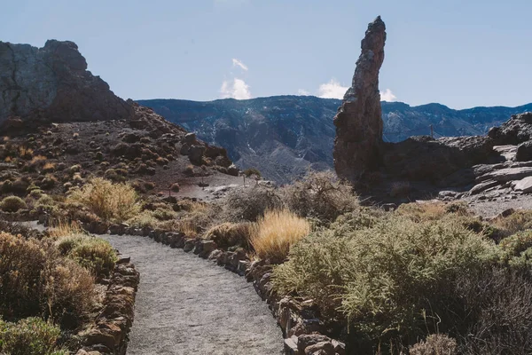Teide Ulusal Parkı, Tenerife, Kanarya Adaları, İspanya 'da güzel volkanik kayalar ve çöl