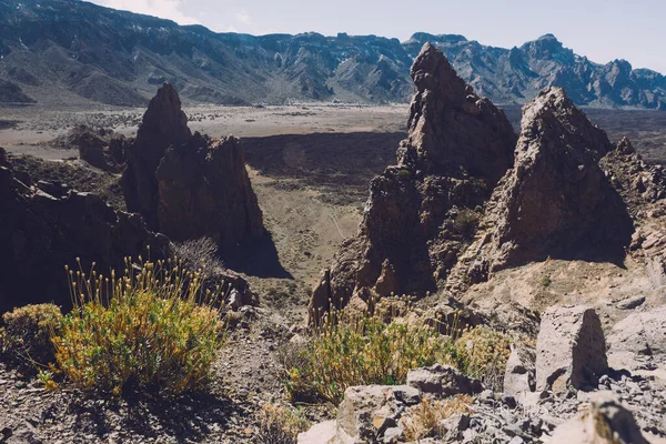 Teide Ulusal Parkı, Tenerife, Kanarya Adaları, İspanya 'da güzel volkanik kayalar ve çöl
