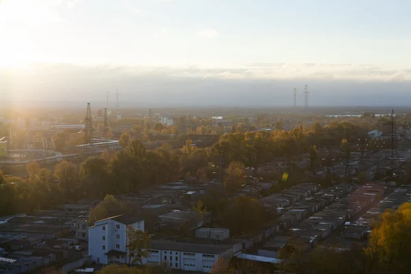 Київ промислових подання в осінній захід сонця, Україна — стокове фото