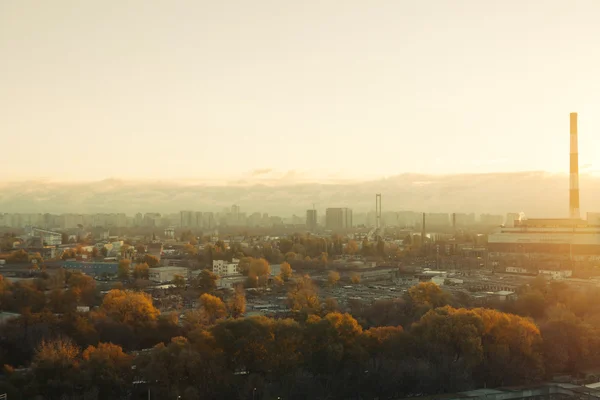View of the industrial city of Kiev from height in autumn — Stock Photo, Image
