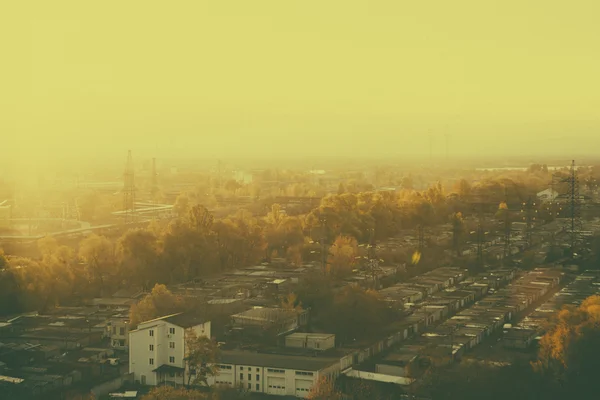 Vista da cidade industrial de Kiev de altura no outono — Fotografia de Stock