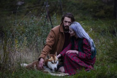 Çift bridge yakınındaki köpek aşık